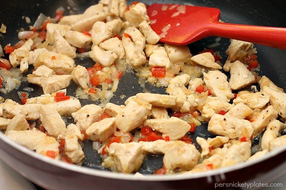 One Pot Cheesy Chicken Pasta Skillet | Persnickety Plates