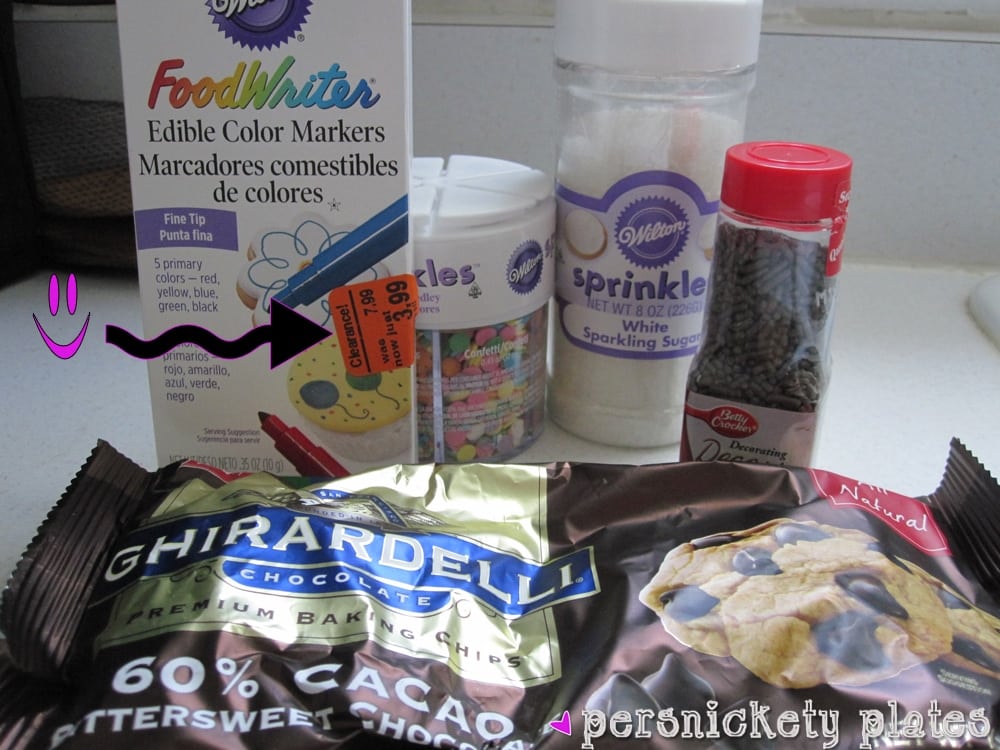 adorable chocolate panda cupcakes Adorable Chocolate Panda Cupcakes - perfect for a panda themed birthday party or just because! | Persnickety Plates