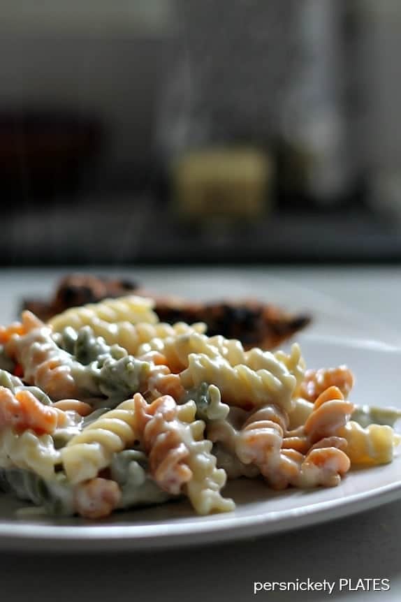 Stovetop Pepper Jack Macaroni & Cheese | Persnickety Plates
