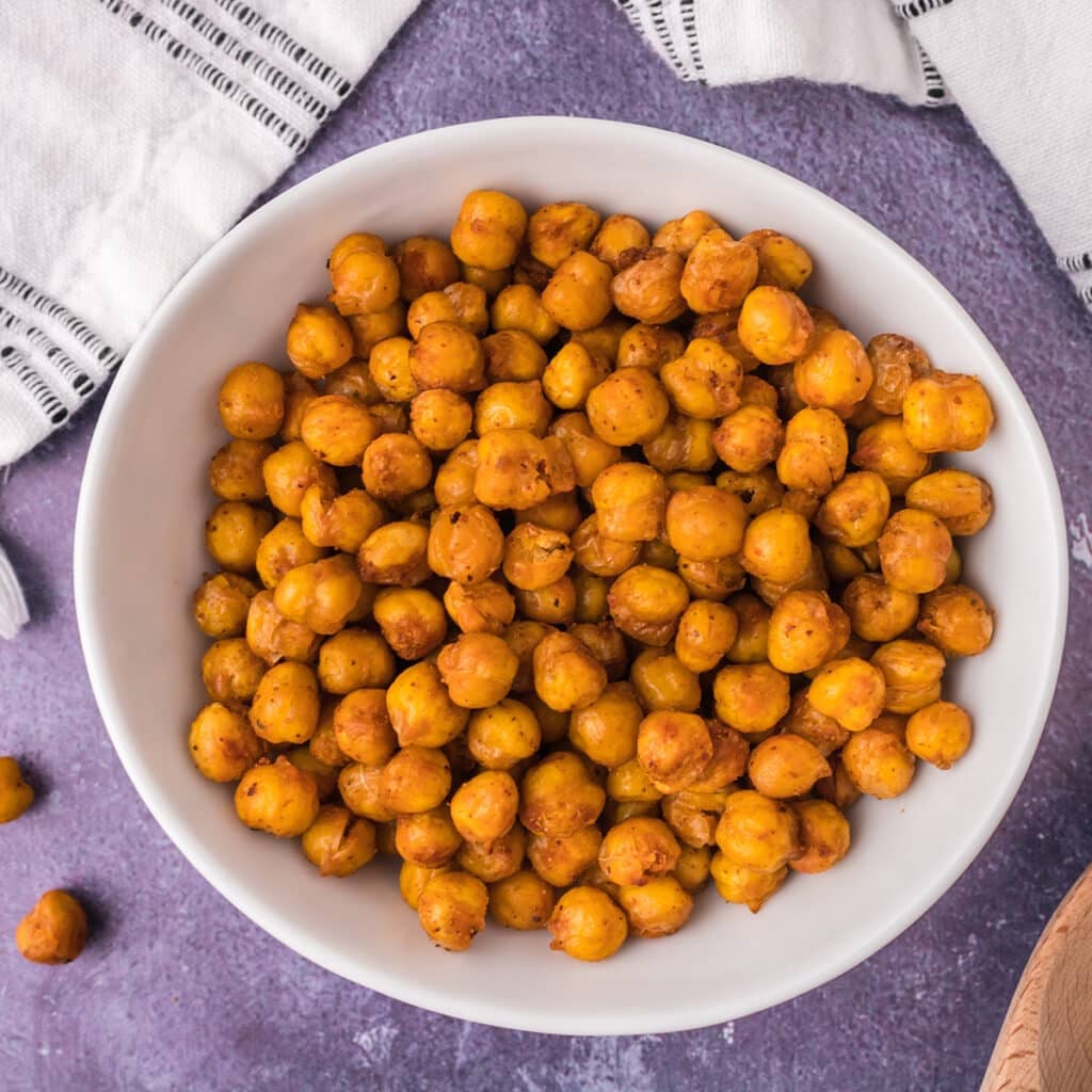 overhead shot of a bowl of crispy chickpeas.