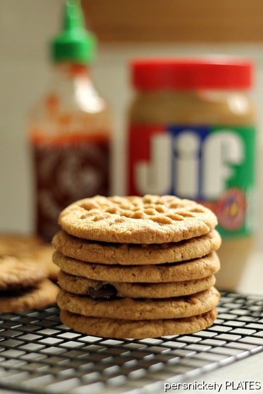 Sriracha Peanut Butter Chocolate Chip Cookies - a spin on the traditional cookie with little kick of heat! | Persnickety Plates