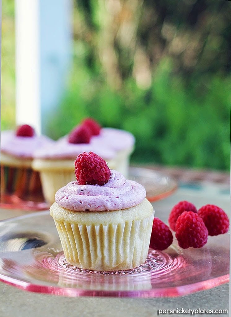 Lemon Cupcakes with Raspberry Frosting