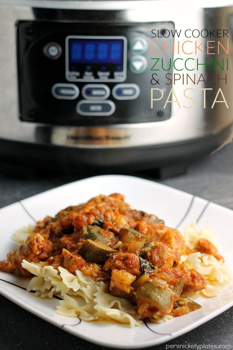 Slow Cooker Chicken Zucchini & Spinach Pasta - a super simple slow cooker meal that is healthy and delicious | Persnickety Plates