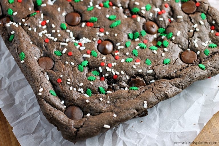If you're struggling with a gift idea for just about anyone on your list this year, I've got an idea for you! Mix a homemade treat (like these Double Chocolate Chewy Bars) with a gift basket full of items to help the recipient pamper themselves. Thoughtful, useful, and delicious - you can't go wrong! | Persnickety Plates
