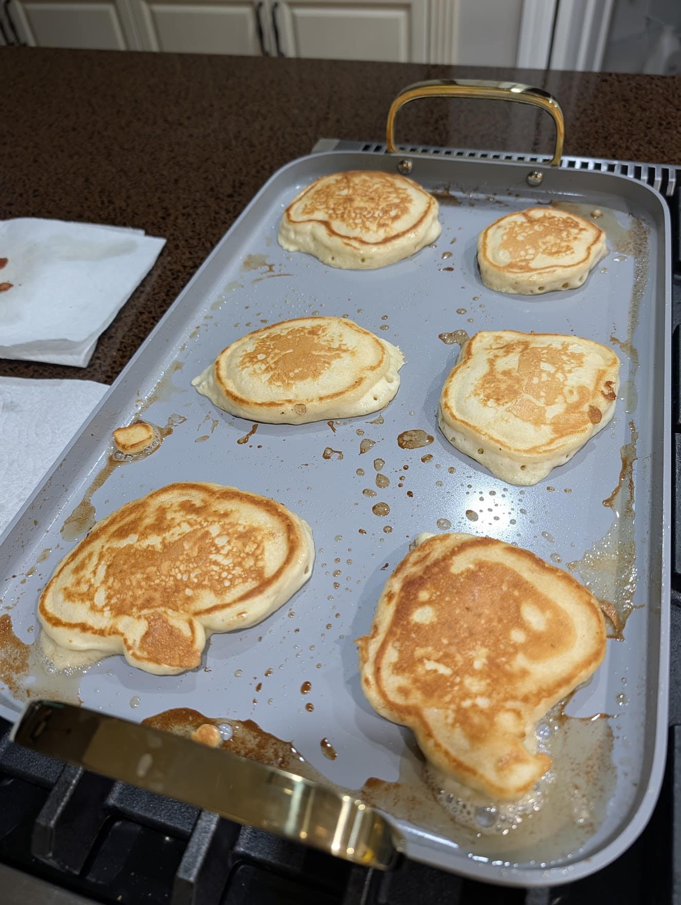 caraway griddle pan with pancakes.